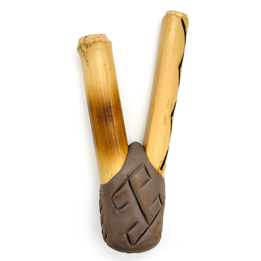 Puyanawa bamboo kuripe pipe with kêne design, handmade in the Amazon
