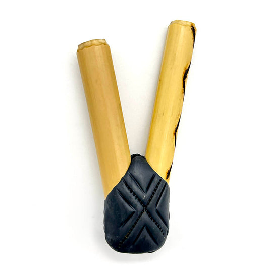 Puyanawa bamboo kuripe pipe with kêne design, handmade in the Amazon