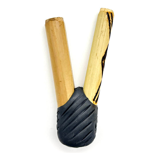 Puyanawa bamboo kuripe pipe with kêne design, handmade in the Amazon