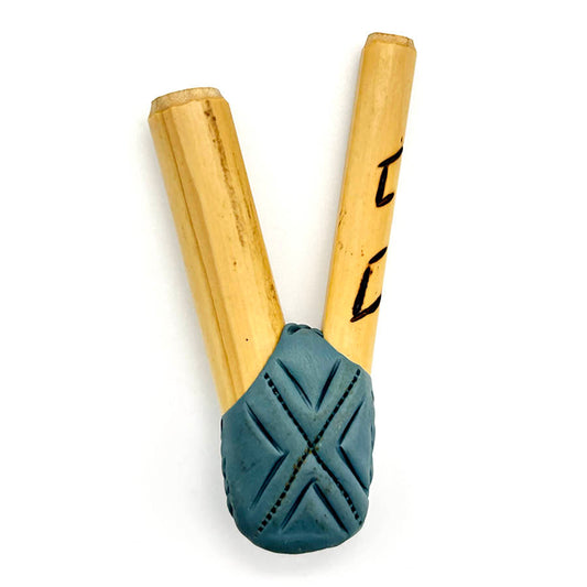 Puyanawa bamboo kuripe pipe with kêne design, handmade in the Amazon