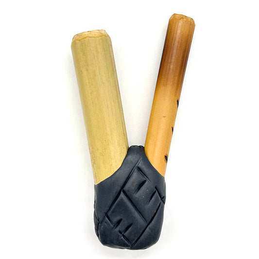 Puyanawa bamboo kuripe pipe with kêne design, handmade in the Amazon