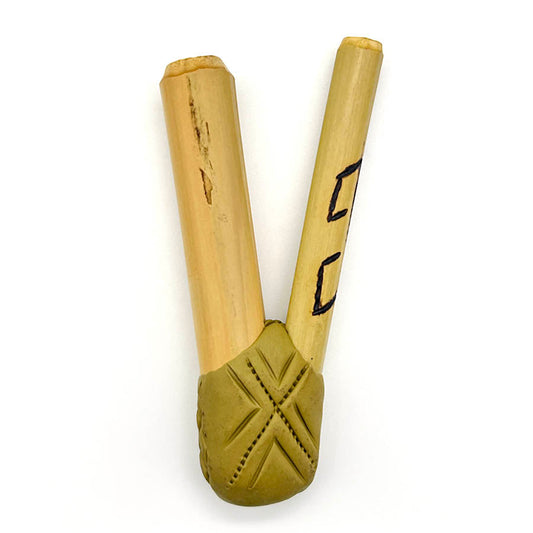 Puyanawa bamboo kuripe pipe with kêne design, handmade in the Amazon