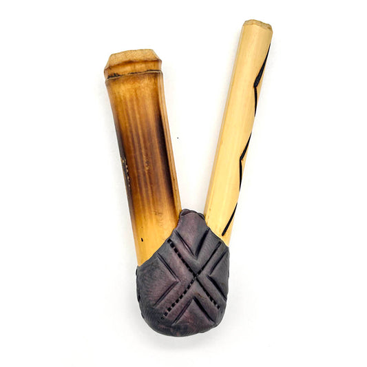 Puyanawa bamboo kuripe pipe with kêne design, handmade in the Amazon